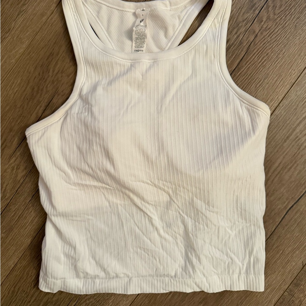 Lululemon Athletica White Ribbed Tank Top. Women’s Size 6.